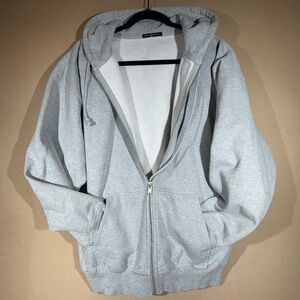 BRANDY MELVILLE — CHRISTY HOODIE